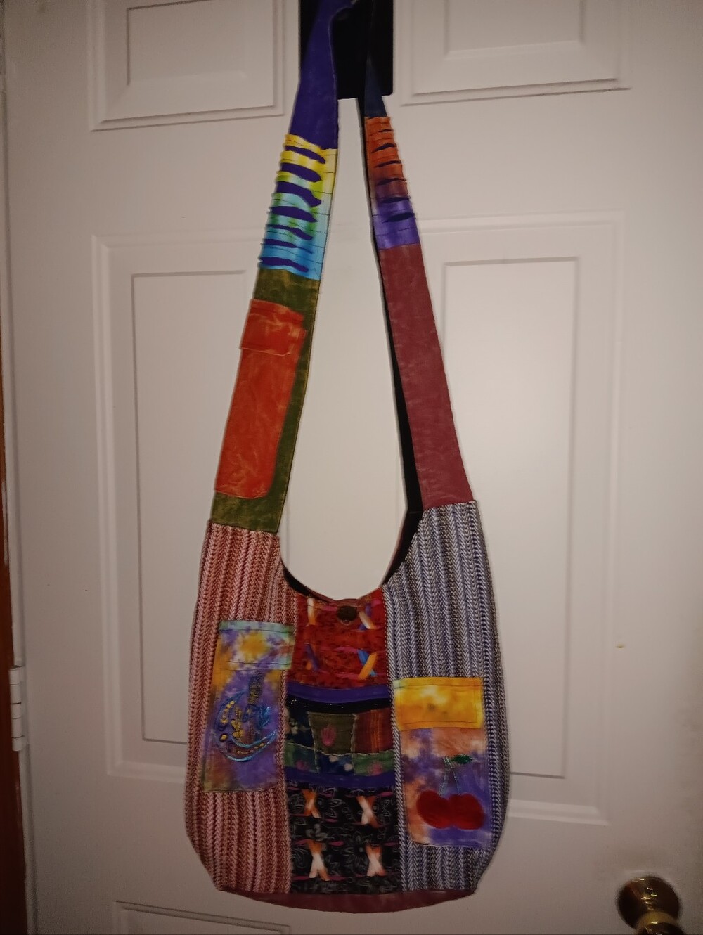 *The Collection Royal* boho crossbody bag, handmade in Nepal of upcycled fabric